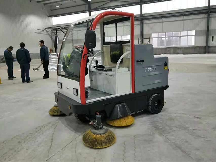 電動洗地機(jī)